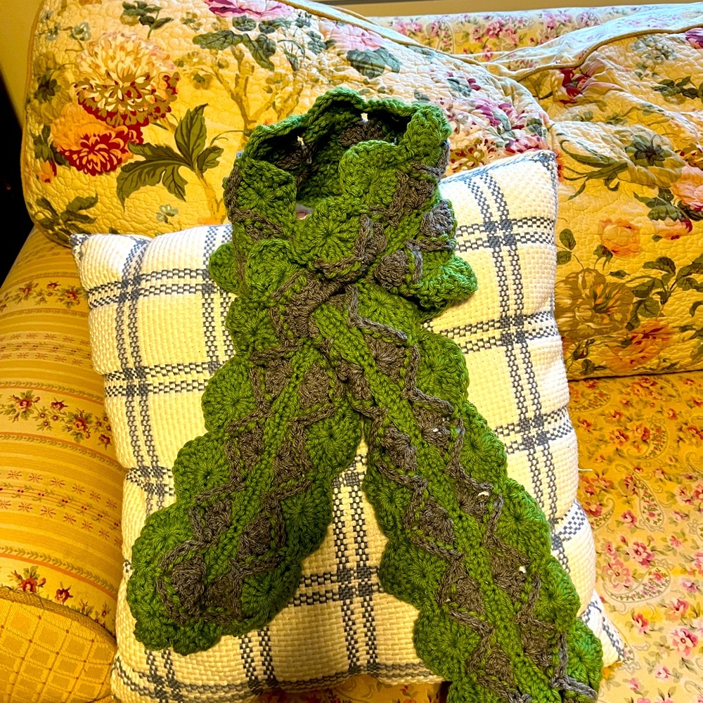 Hand Crochet green and gray key hole scarf